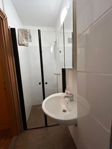 Corvin Panzio Bed and Breakfast Győr Exteriör bild