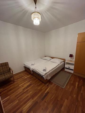 Corvin Panzio Bed and Breakfast Győr Exteriör bild